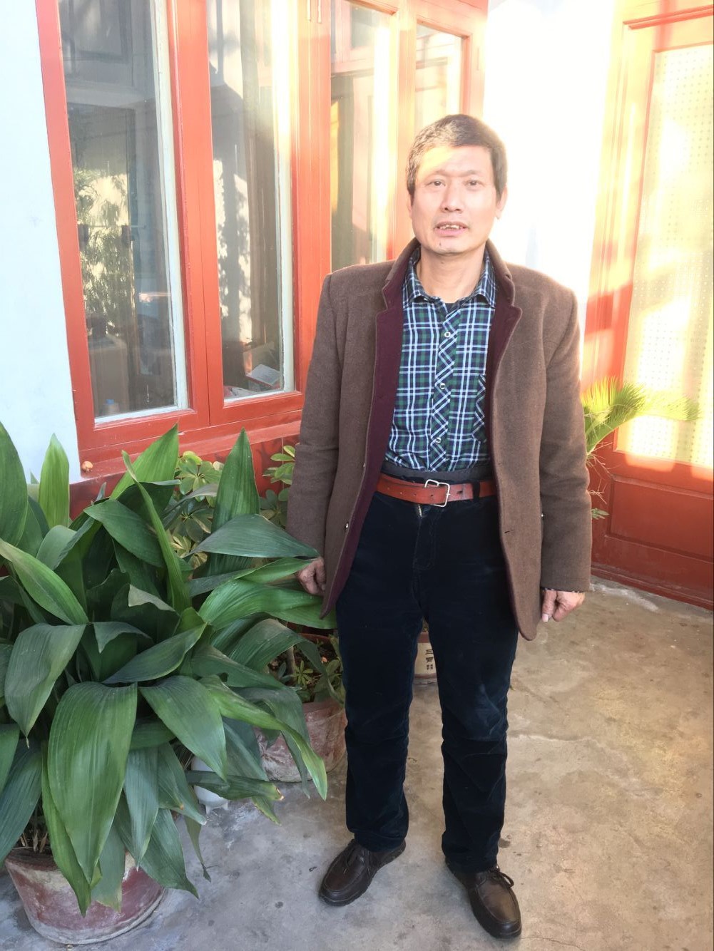 王伟.jpg
