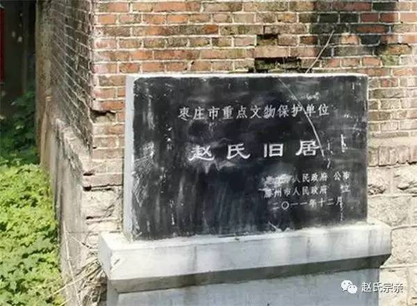 cdab2c55ef284177932e349ef6c5ae30_th.jpg